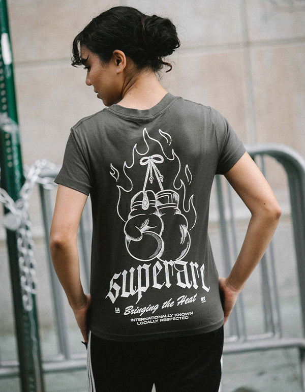 T-shirt pour femmes Bringing The Heat Boyfriend