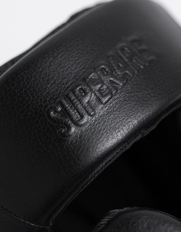 Casque de boxe en cuir de la série One