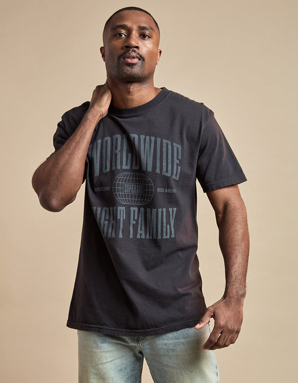 T-shirt dans le monde entier